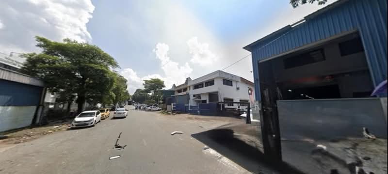 Kilang untuk Dijual di Taman Desa Cemerlang (Ulu Tiram) - Angel Tan - Exterior - PropertyGuru.com.my