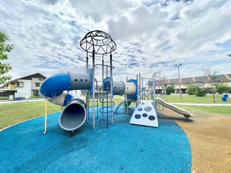 Terraced House for Sale in Bandar Mahkota Banting (Tanjong Duabelas) - Muhammed Nazri bin Mustapha - Exterior - PropertyGuru.com.my