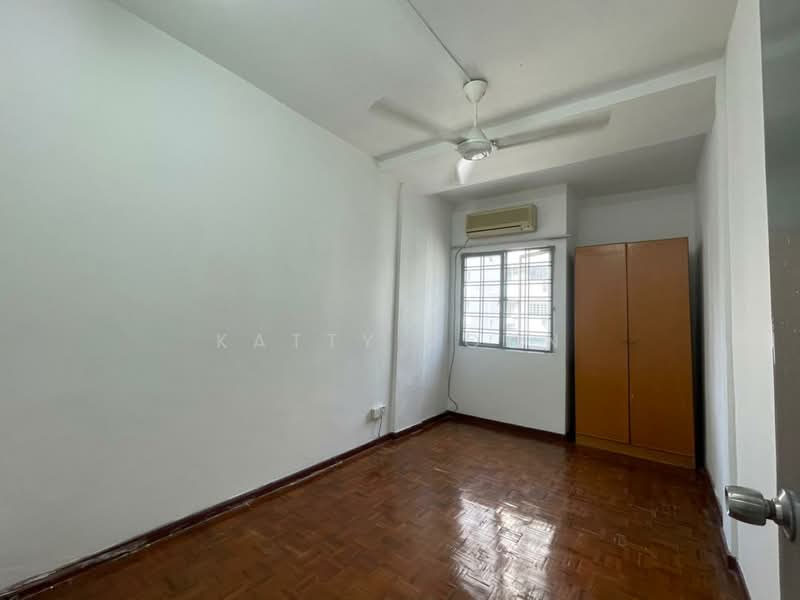 Kondominium untuk Dijual di Miharja Condominium - Katty Soon - Bedroom - PropertyGuru.com.my