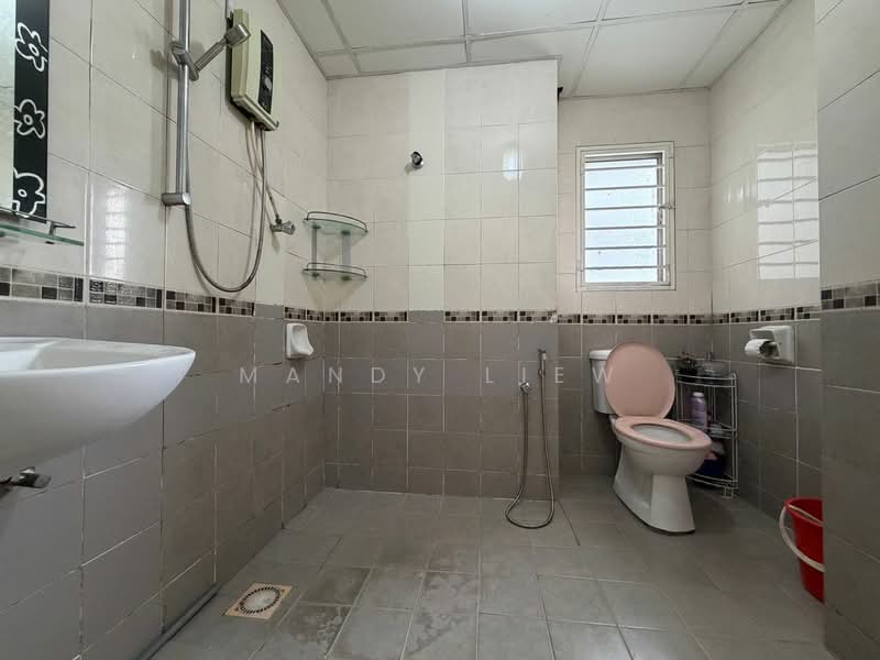 Kondominium untuk Disewa di Selayang Point - Mandy Liew - Bathroom - PropertyGuru.com.my