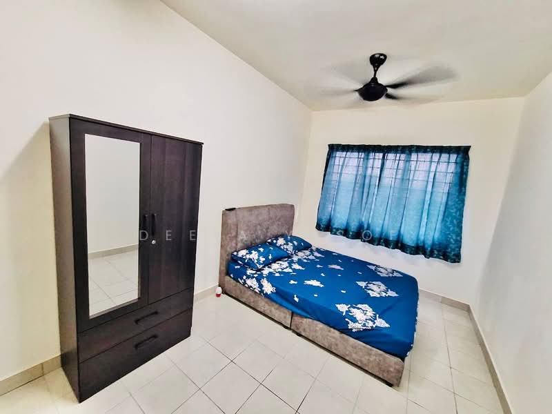 For Rent - Suria Pantai