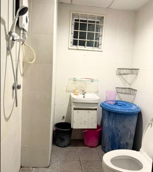Condominium for Rent at Ampang Damai Condominium - Danny Lee - Bathroom - PropertyGuru.com.my