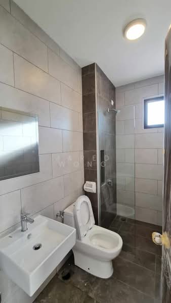 Rumah Teres 2 Tingkat untuk Dijual di Cyberjaya (Selangor) - Jared Wong - Bathroom - PropertyGuru.com.my