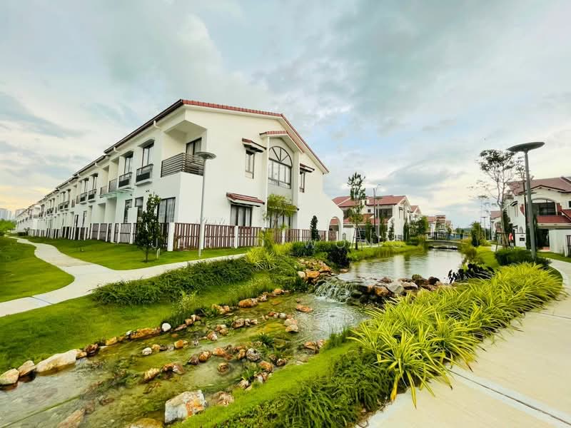 Rumah Teres 2 Tingkat untuk Dijual di Cyberjaya (Selangor) - Jared Wong - Exterior - PropertyGuru.com.my