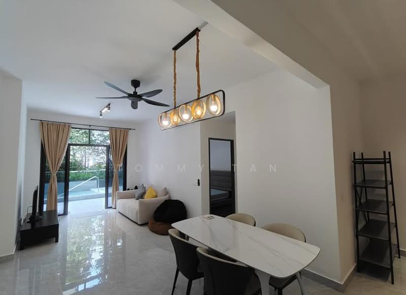 Servis Apartment untuk Disewa di Altris Residences @ The Quartz WM - TOMMY TAN - Living Room - PropertyGuru.com.my