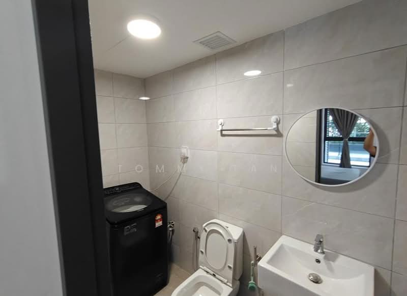Servis Apartment untuk Disewa di Altris Residences @ The Quartz WM - TOMMY TAN - Bathroom - PropertyGuru.com.my
