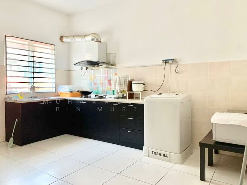 Rumah Teres 2 Tingkat untuk Dijual di Semenyih (Selangor) - Muhammed Nazri bin Mustapha - Kitchen - PropertyGuru.com.my