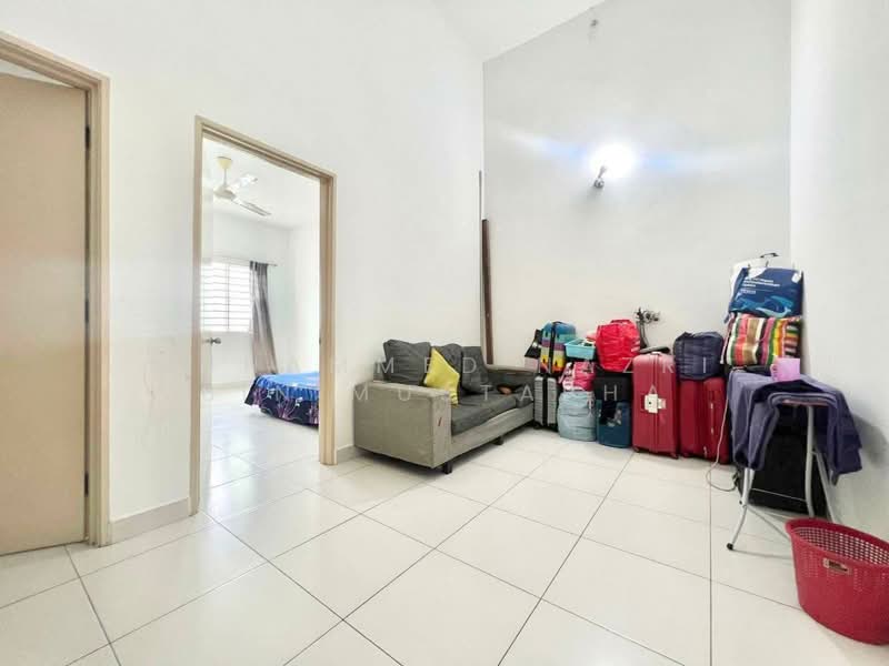 Rumah Teres 2 Tingkat untuk Dijual di Semenyih (Selangor) - Muhammed Nazri bin Mustapha - Living Room - PropertyGuru.com.my