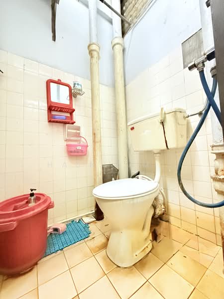 Apartment for Sale at Seri Nibung - Hasnizam . - Bathroom - PropertyGuru.com.my