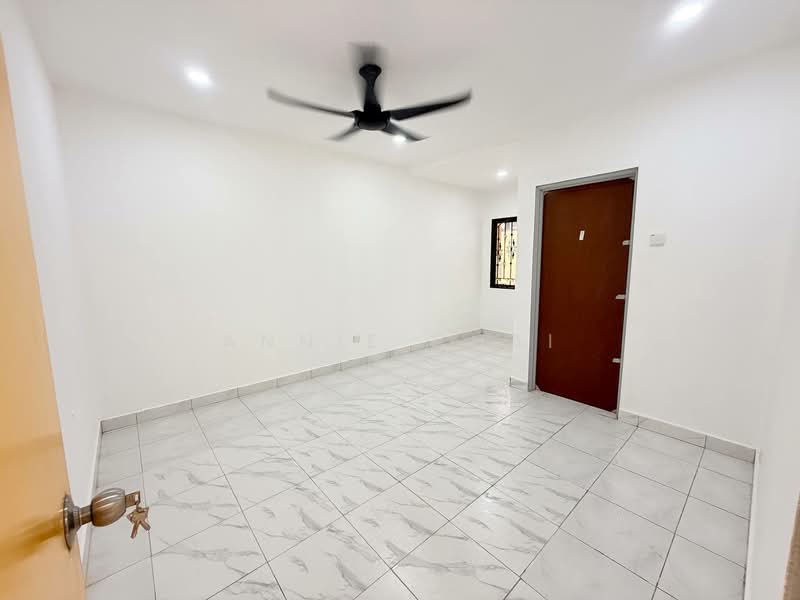 Rumah Teres 2 Tingkat untuk Dijual di Taman Desa Tebrau (Tebrau) - Annie Chai - PropertyGuru.com.my