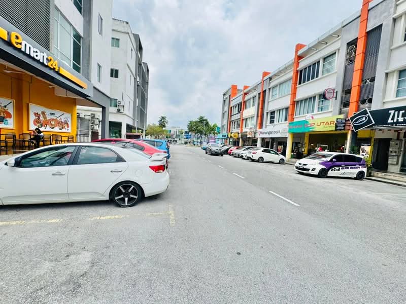 Kedai untuk Dijual di Bandar Seri Putra (Bangi) - Zehan Zaki - Exterior - PropertyGuru.com.my