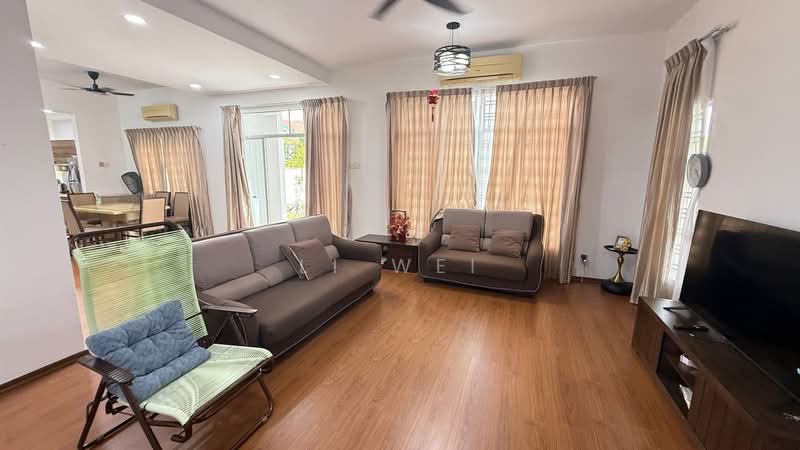 Cluster House for Rent in Horizon Hills (Iskandar Puteri (Nusajaya)) - Li Wei - Living Room - PropertyGuru.com.my