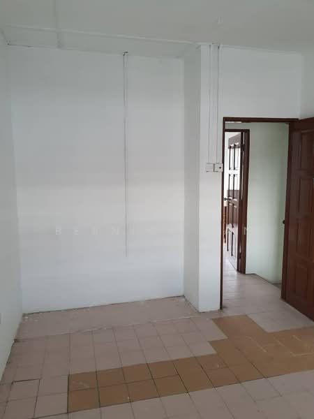 2-storey Terraced House for Sale in Taman Johor Jaya (Johor Bahru) - Bernice Gan - Interior - PropertyGuru.com.my