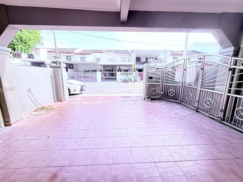 Rumah Teres 2 Tingkat untuk Dijual di Bukit Gedong - Hasnizam . - Exterior - PropertyGuru.com.my