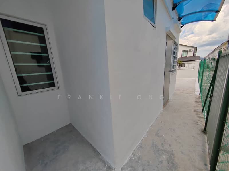 Rumah Teres 2 Tingkat untuk Disewa di Taman Scientex Rawang (Rawang) - Frankie Ong - PropertyGuru.com.my