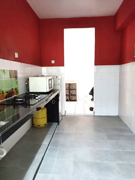 Condominium for Sale at Kelana Puteri - Nadiah Abdullah - Kitchen - PropertyGuru.com.my