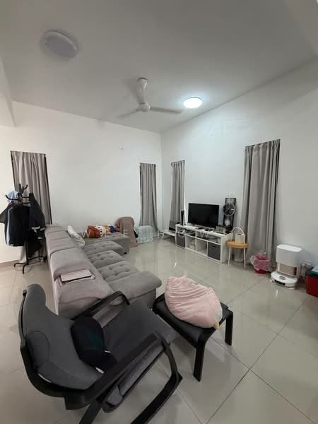 2-storey Terraced House for Sale in Kampung Baharu (Gelang Patah) - Wee Howe - Living Room - PropertyGuru.com.my