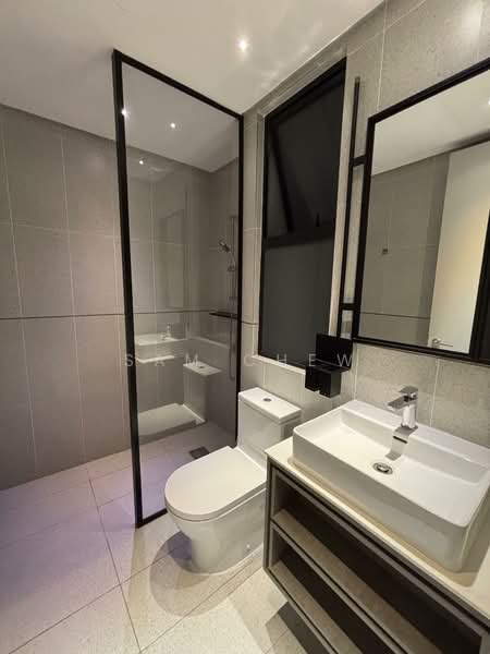 Service Residence for Sale at Millerz Square - Sam Chew - Bathroom - PropertyGuru.com.my