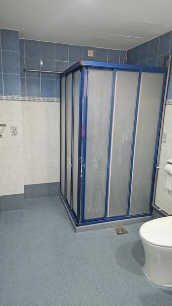 Condominium for Sale at Ridzuan Condominium - Ferdaus Johar - Bathroom - PropertyGuru.com.my