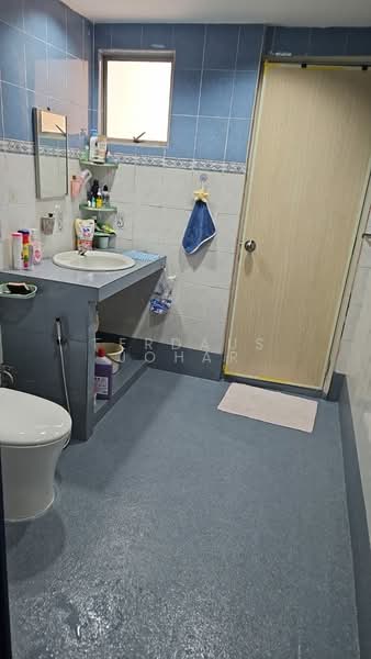 Condominium for Sale at Ridzuan Condominium - Ferdaus Johar - Bathroom - PropertyGuru.com.my