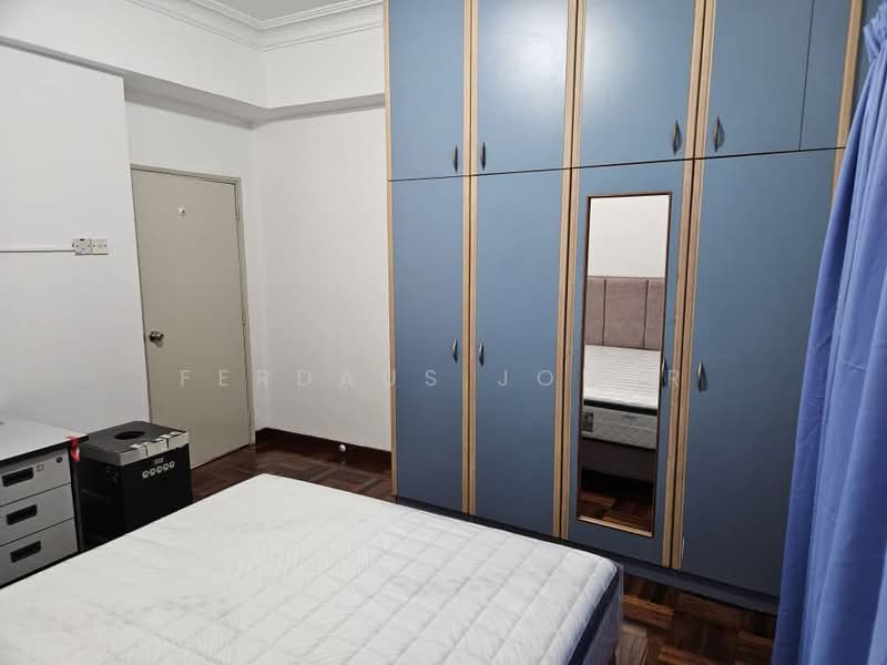 Condominium for Sale at Ridzuan Condominium - Ferdaus Johar - Bedroom - PropertyGuru.com.my