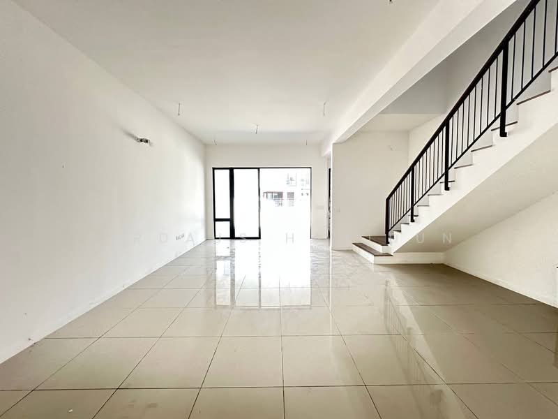 Terraced House for Sale in Klang (Selangor) - Firdaus Hamidun - Living Room - PropertyGuru.com.my