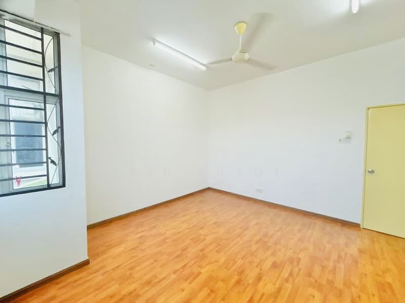 Rumah Teres untuk Disewa di Taman Sutera (Kajang) - Erin Yusof - PropertyGuru.com.my