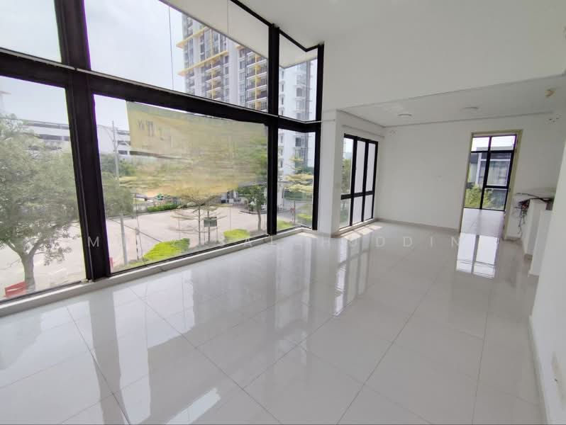 3-storey Terraced House for Sale in Mutiara Heights (Kajang) - Mudz Salahuddin - Living Room - PropertyGuru.com.my