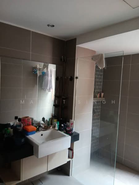 Kondominium untuk Dijual di Bangsar Indah - Manjit Singh - Bathroom - PropertyGuru.com.my