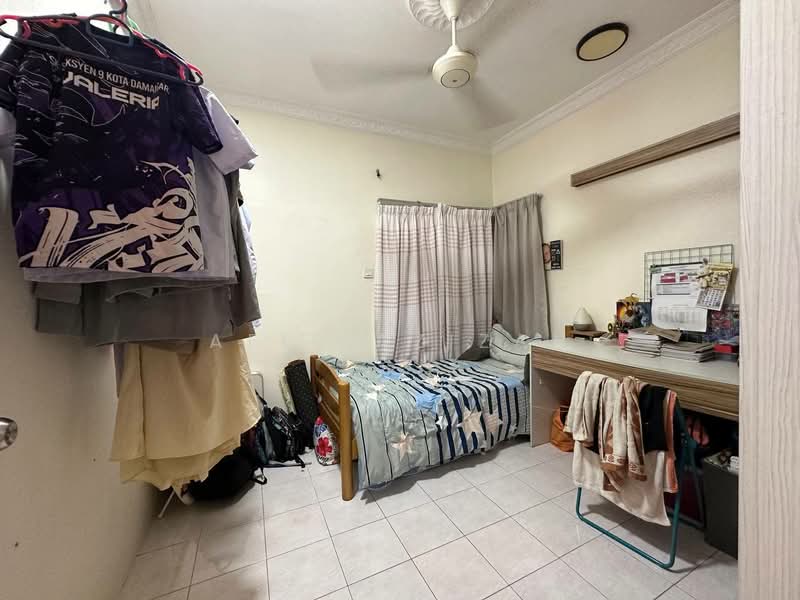 Condominium for Sale at De Rozelle - Afif Azizan - Bedroom - PropertyGuru.com.my