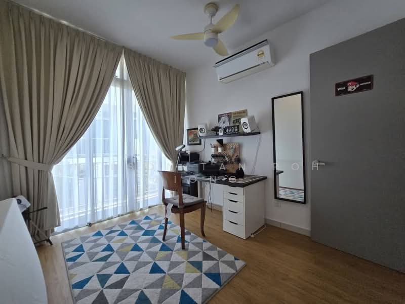 Rumah Teres 2 Tingkat untuk Dijual di Taman Mount Austin (Tebrau) - Nelson Tan Poh Kiong - Study - PropertyGuru.com.my