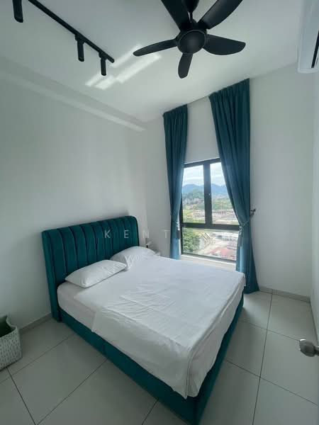 Service Residence for Sale at The Horizon - Kent C - Bedroom - PropertyGuru.com.my