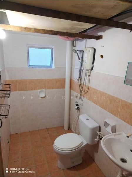 Apartment for Sale at Sri Ilham - Bernice Gan - Bathroom - PropertyGuru.com.my