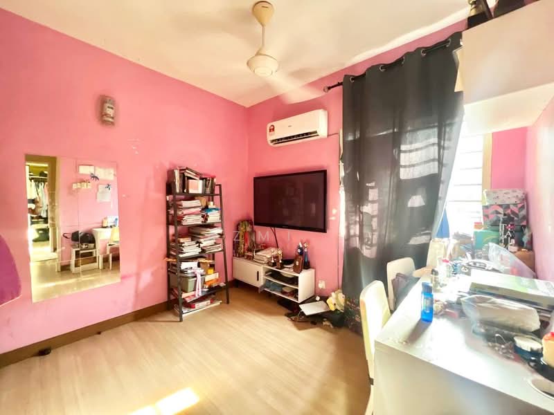 Condominium for Sale at Desa Ku II - Azmi . - Living Room - PropertyGuru.com.my