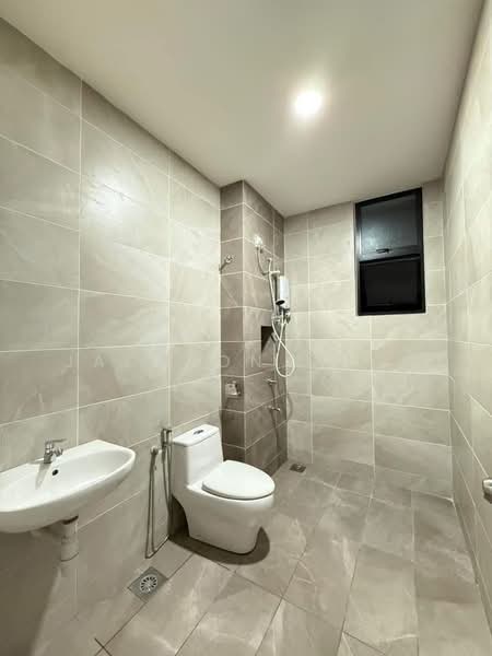 2-storey Terraced House for Rent in Johor Bahru (Johor) - Jackson Quah - Bathroom - PropertyGuru.com.my