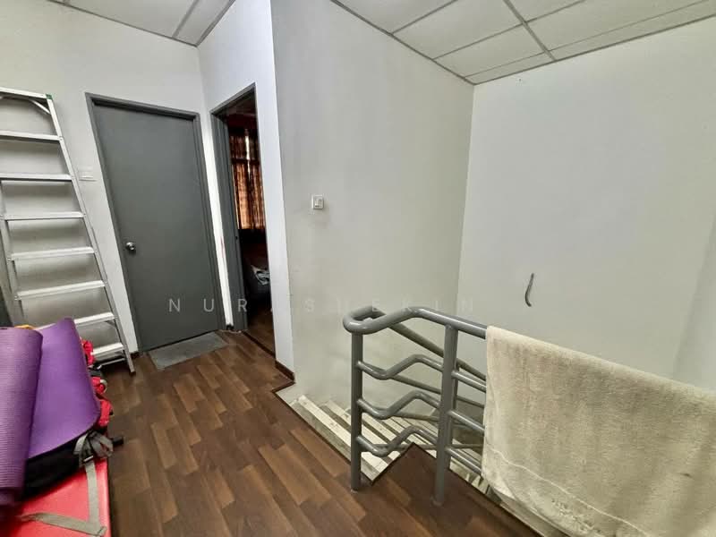 Rumah Teres 2 Tingkat untuk Dijual di Taman Salak Perdana (Dengkil) - Nurashekin . - Corridor - PropertyGuru.com.my