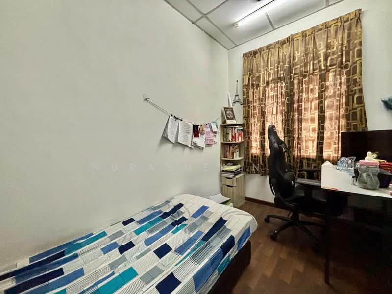 Rumah Teres 2 Tingkat untuk Dijual di Taman Salak Perdana (Dengkil) - Nurashekin . - Bedroom - PropertyGuru.com.my