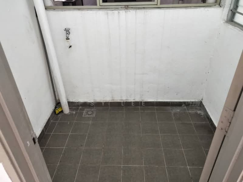Pangsapuri untuk Disewa di Suria Permai - SY Lee - Balcony - PropertyGuru.com.my