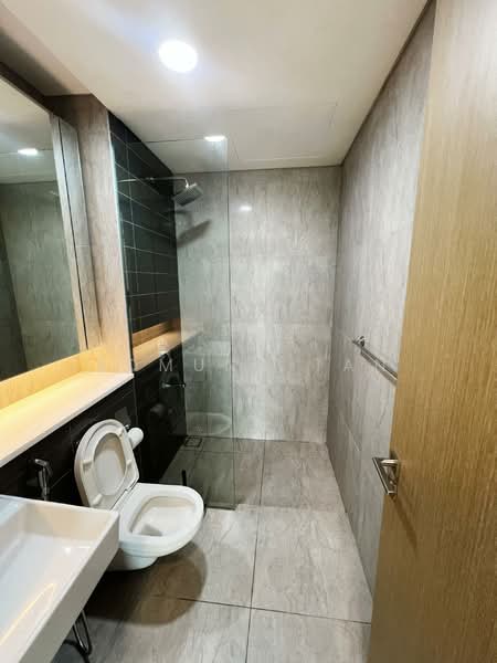 Servis Apartment untuk Disewa di Cantara Residences - Edmund Tan - Bathroom - PropertyGuru.com.my
