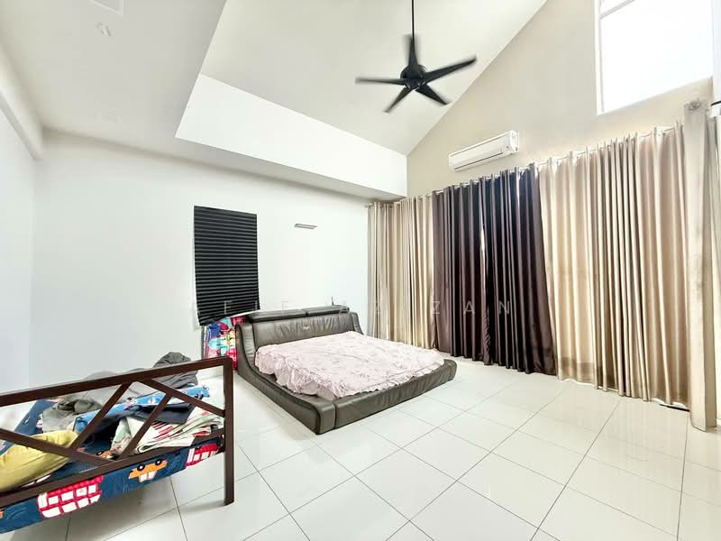 Untuk Dijual - Seksyen 8