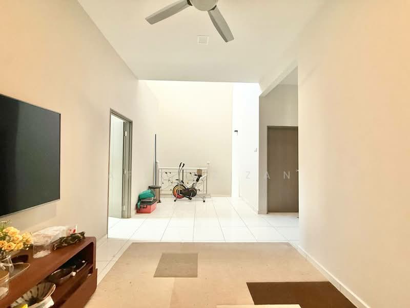 Untuk Dijual - Seksyen 8