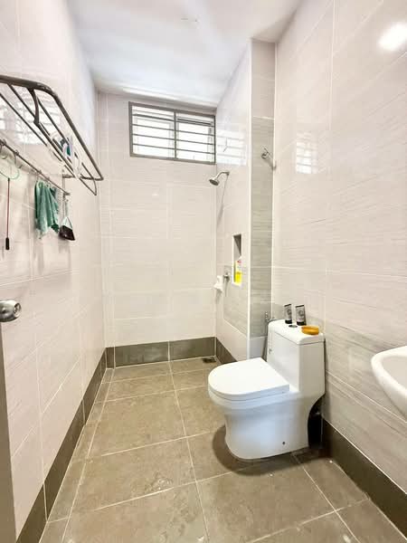 Untuk Dijual - Seksyen 8