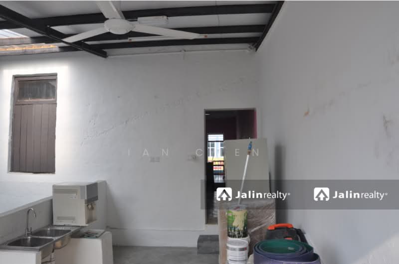 Shop for Sale in Bandar Kajang (Kajang) - Ian Chen - Interior - PropertyGuru.com.my