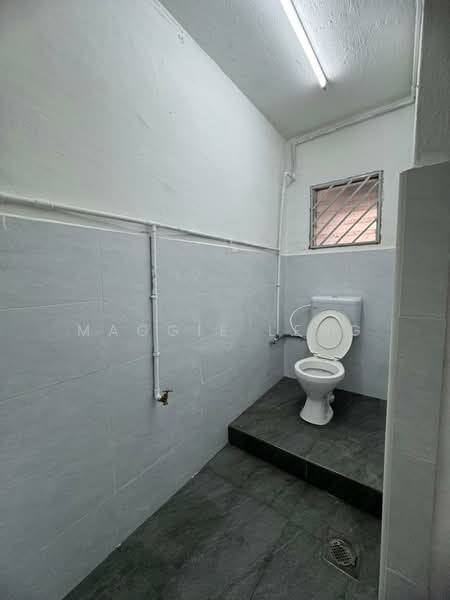 Rumah Teres 1 Tingkat untuk Dijual di Skudai (Johor) - Maggie Leng - Bathroom - PropertyGuru.com.my