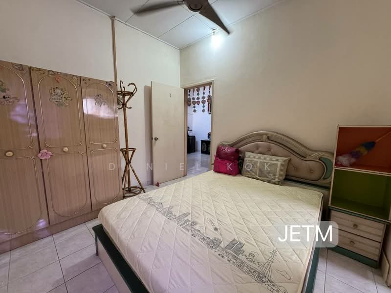 2-storey Terraced House for Sale in Bandar Puteri Klang (Klang) - Daniel Kok - Bedroom - PropertyGuru.com.my