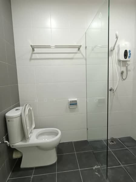 Kondominium untuk Disewa di SummerSkye Residences - Hoy Meng - Bathroom - PropertyGuru.com.my