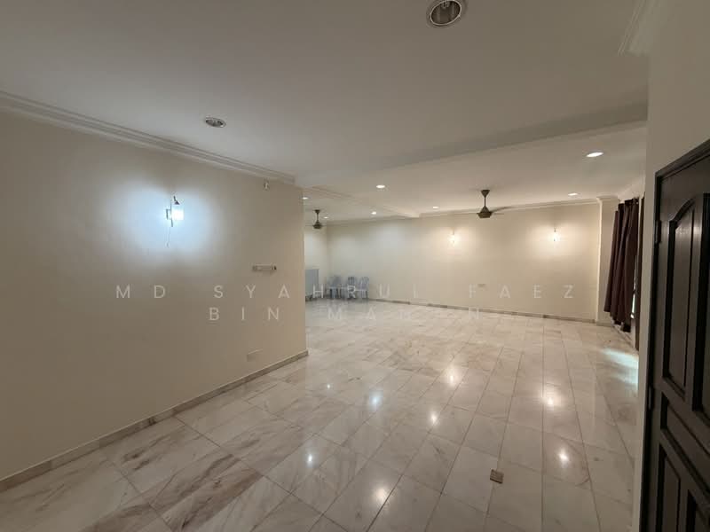 2-storey Terraced House for Rent in Kota Warisan (Sepang) - Md Syahrul Faez Bin Manan - Living Room - PropertyGuru.com.my