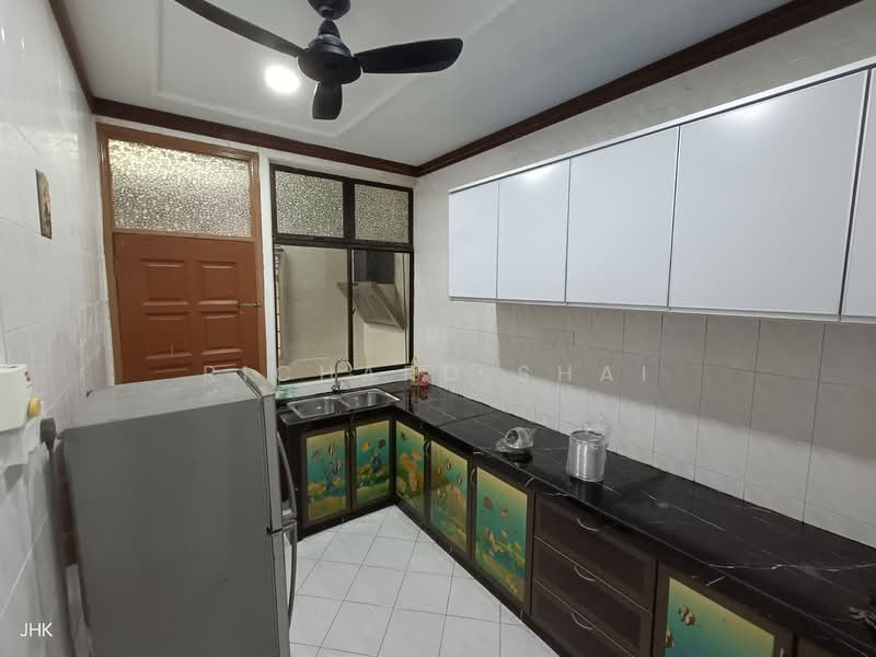 1.5-storey Terraced House for Rent in Johor Bahru (Johor) - Richard Shai - Kitchen - PropertyGuru.com.my