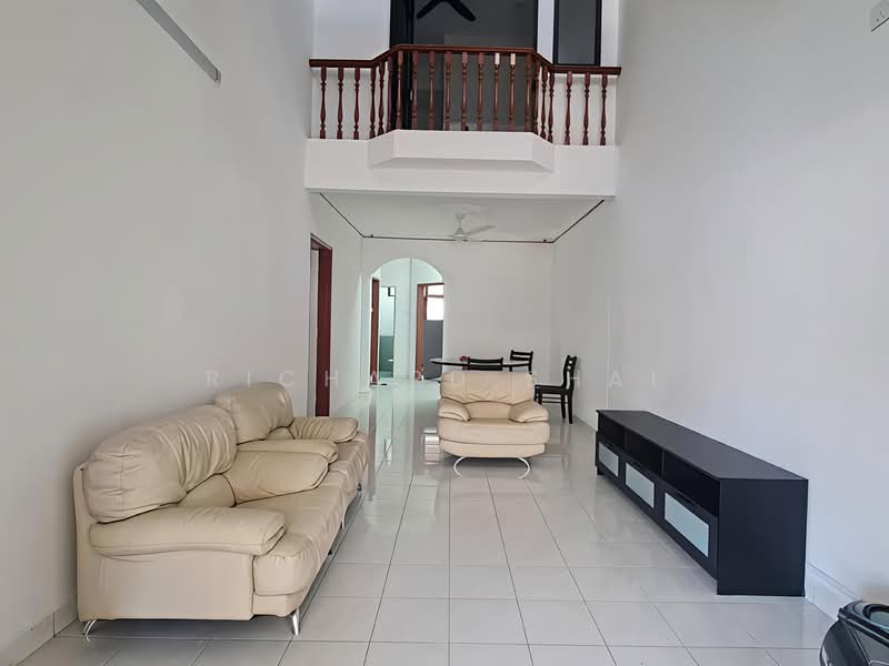1.5-storey Terraced House for Rent in Johor Bahru (Johor) - Richard Shai - Living Room - PropertyGuru.com.my