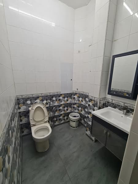 1.5-storey Terraced House for Rent in Johor Bahru (Johor) - Richard Shai - Bathroom - PropertyGuru.com.my